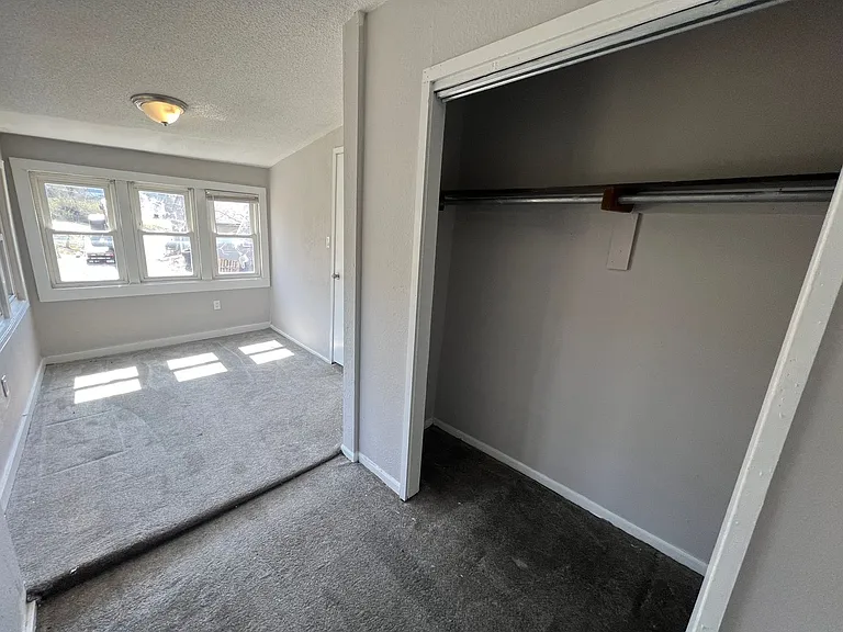 2737 Vine St #2 — Photo 5