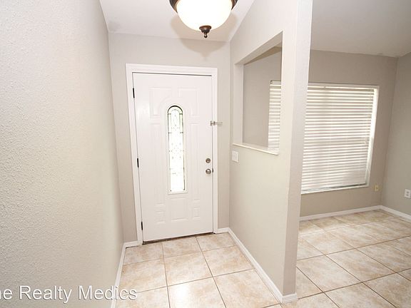 5th image of 2472 Eustace Ave