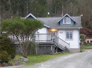 1215 Old Highway 99 N, Bellingham, WA 98229