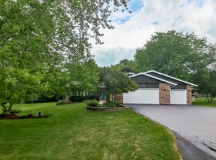 12391 Squirrel Tree Ln, Belvidere, IL 61008