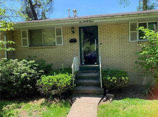 633 Singer Pl, Pittsburgh, PA 15221