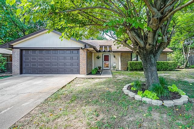 1st image of 1216 Kay Dr