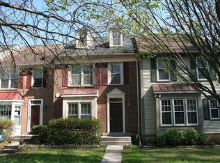 8513 Chapman Oak Ct, Springfield, VA 22153