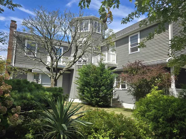 8717 Amherst Ave, Margate, NJ 08402