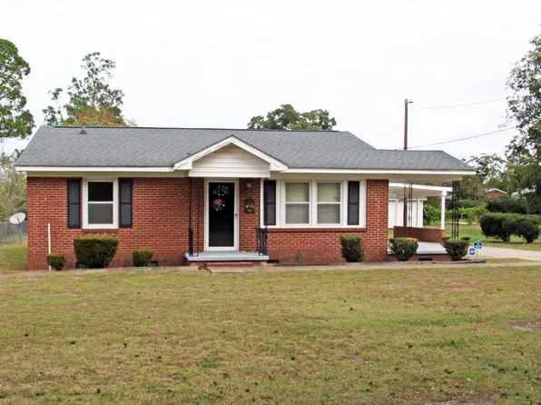 604 W Boundary Street, La Grange, NC 28551