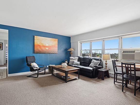 2nd image of 4980 N Marine Dr APT 834