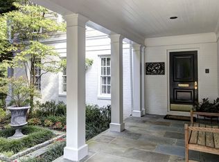 2851 University Ter NW, Washington, DC 20016