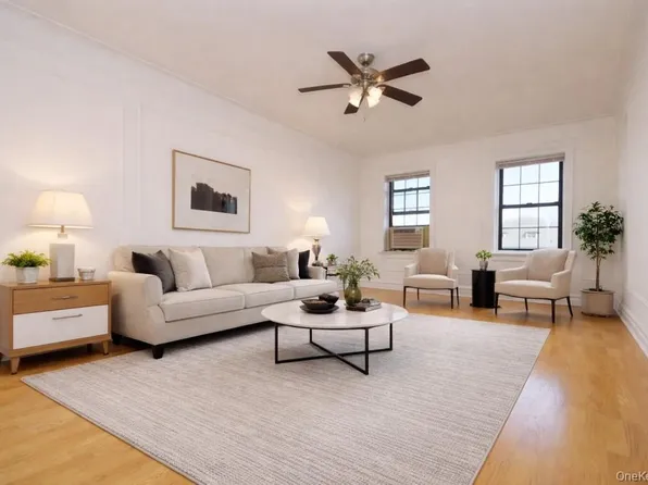 105 Garth Road #4H, Scarsdale, NY 10583