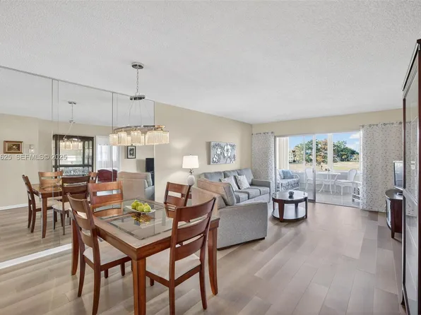 7817 Golf Circle Dr APT 301, Pompano Beach, FL 33063