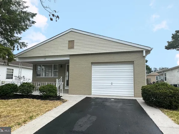 139 Davenport Rd, Toms River, NJ 08757