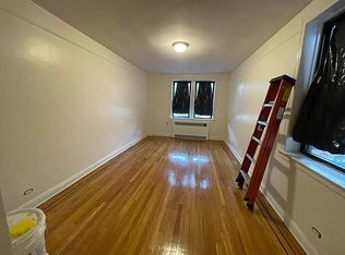 35-03 29th St #1A, Astoria, NY 11106