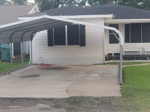 2225 Lela St, Beaumont, TX 77705