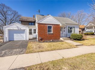 213 Congress Ave, Rochester, NY 14611