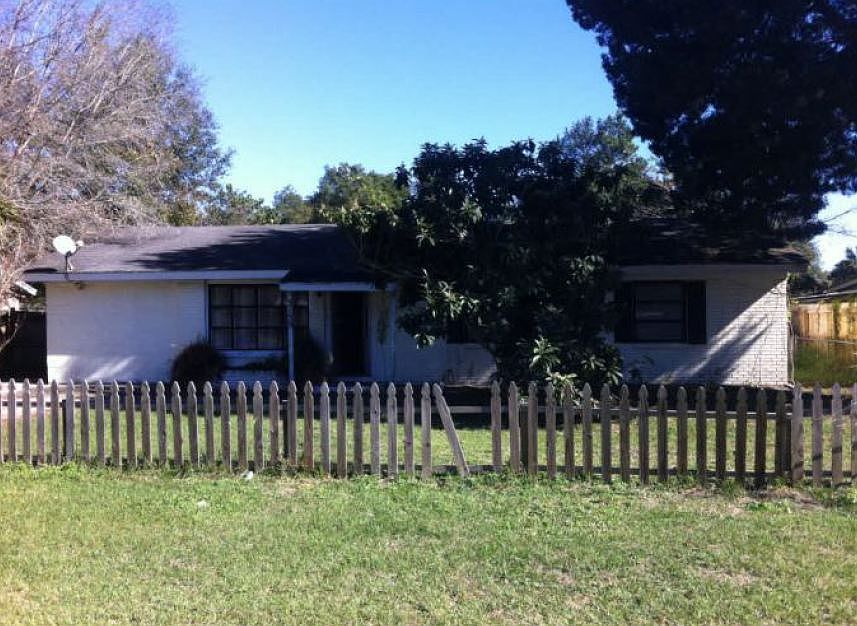 1st image of 3139 Searchwood Dr