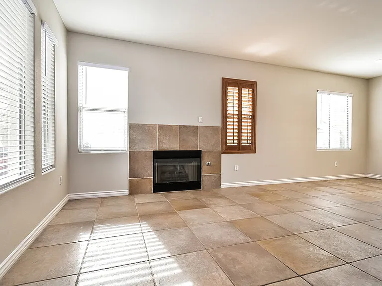 8553 Zelkova Ct — Photo 4