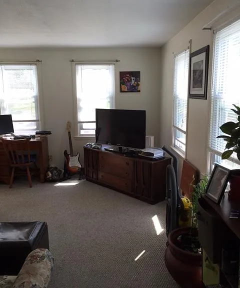 70 Court St — Photo 1
