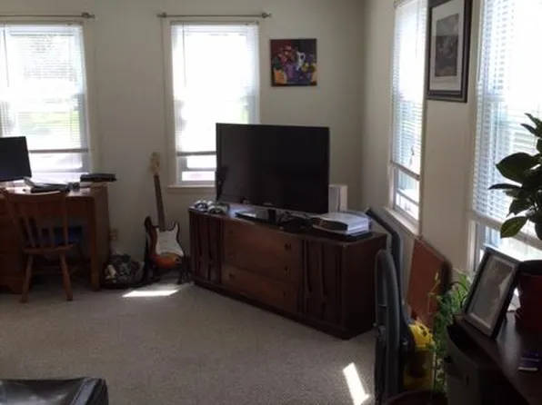 70 Court St, Dover, NH 03820