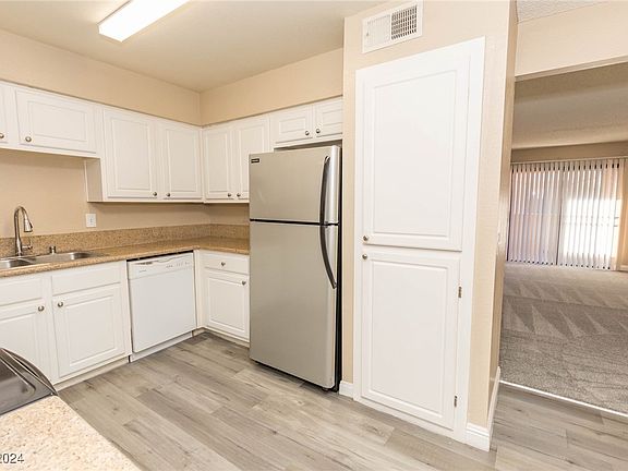 5th image of 3151 Soaring Gulls Dr Unit 2190
