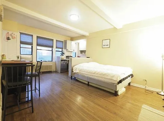 Rented by RealTegrity NY LLC | media 2