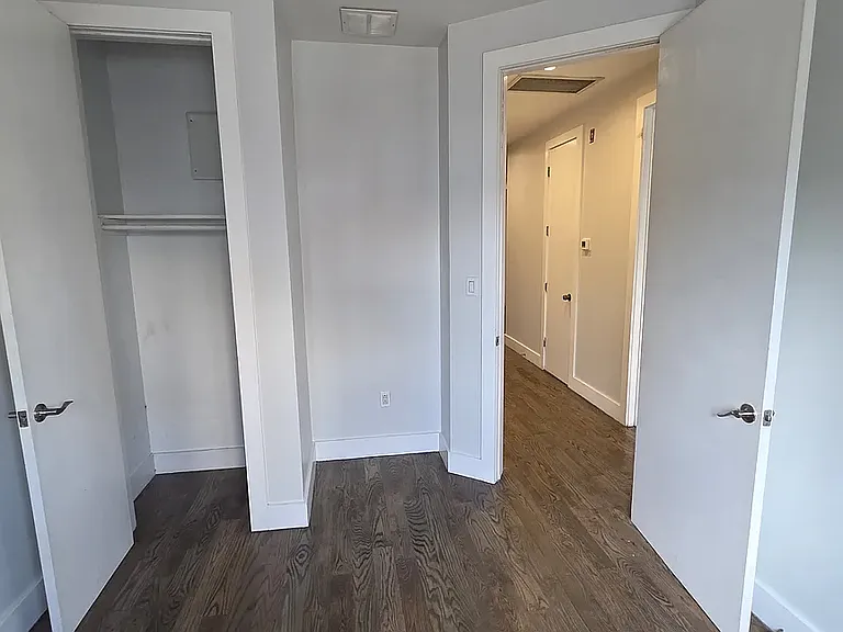 2423 Dean St #2 — Photo 6