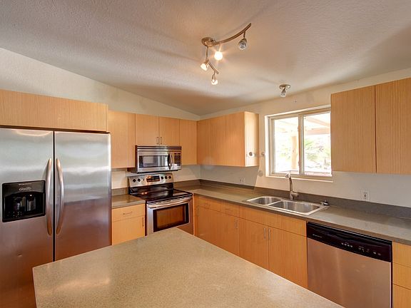 4th image of 9790 E Burnett St