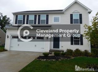 530 Gentry Cir W, Richmond Hts, OH 44143