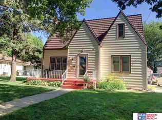 30 Seward St, Seward, NE 68434