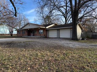 39 Riverview Rd, Batesville, AR 72501