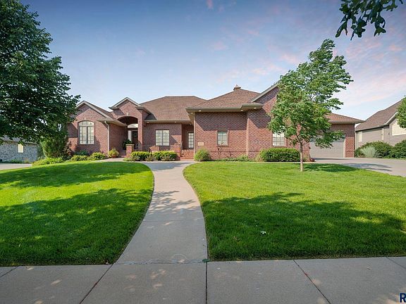 2nd image of 5117 S Barrington Dr