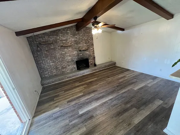 208 La Salle Dr, Clovis, NM 88101