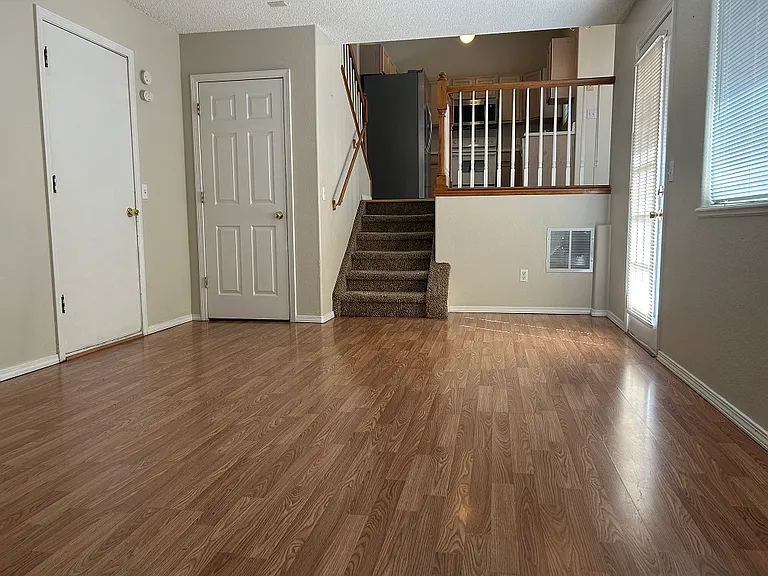 5868 Bow River Dr — Photo 7