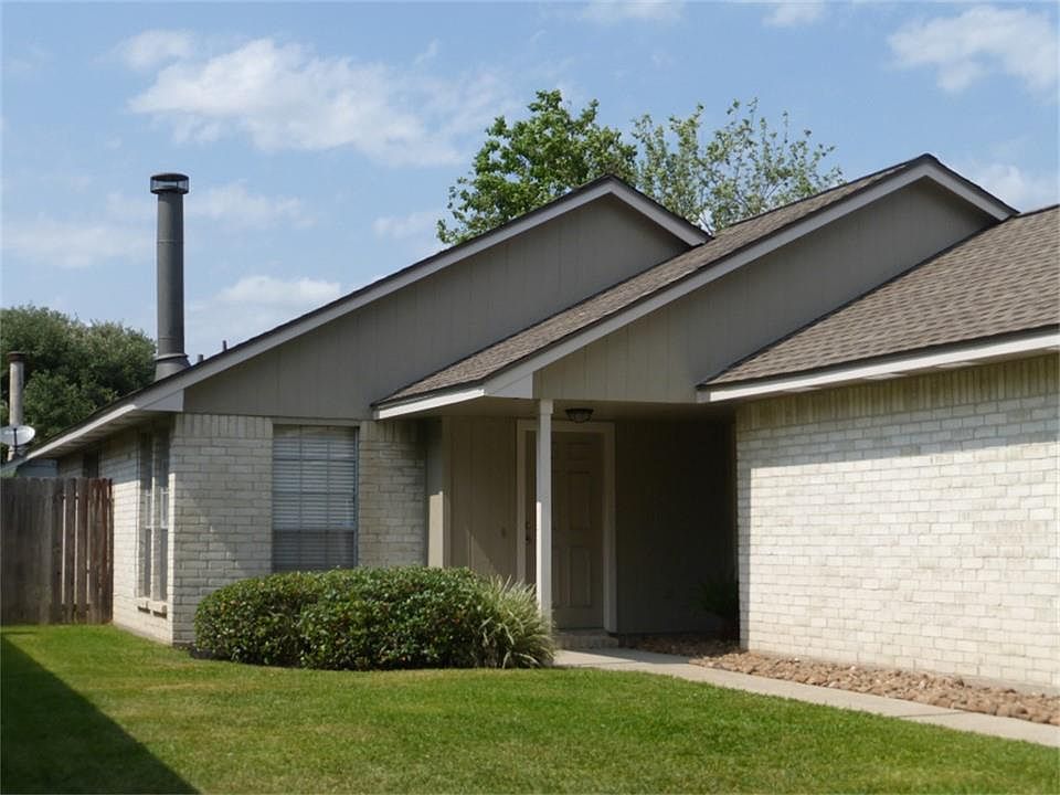 1st image of 10322 Bushy Creek Dr