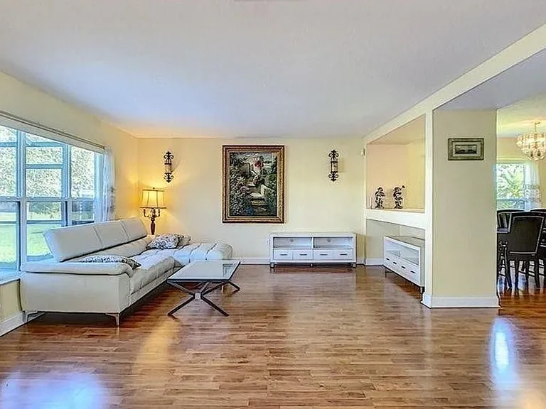 12827 Oulton Cir — Photo 3