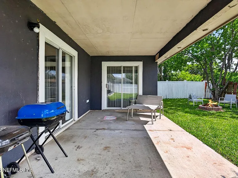 10842 Lydia Estates Dr — Photo 49