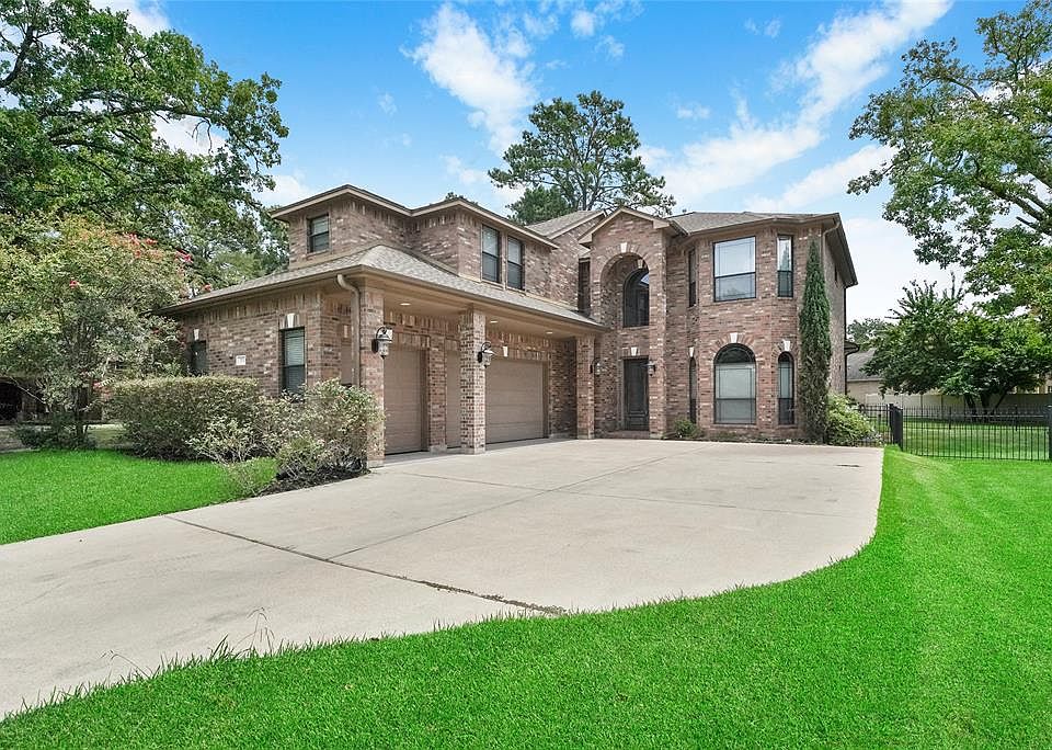 2nd image of 21 Cordova Ct