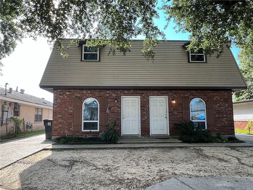 1st image of 2111-13 E Beauregard St