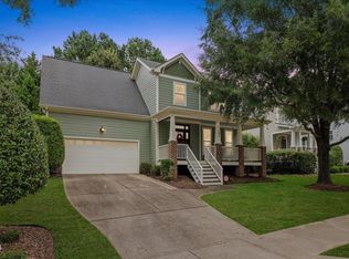 3205 Suncrest Village Ln, Raleigh, NC 27616