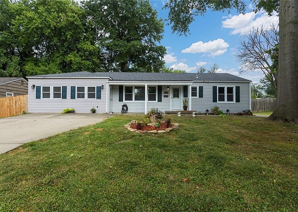 1st image of 6607 Melrose Ln