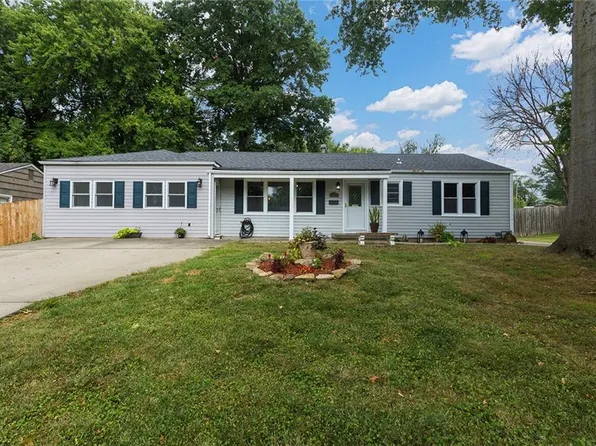 6607 Melrose Ln, Shawnee, KS 66203