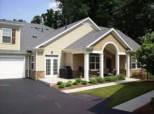 2597 Grapevine Cir #302, Cumming, GA 30041