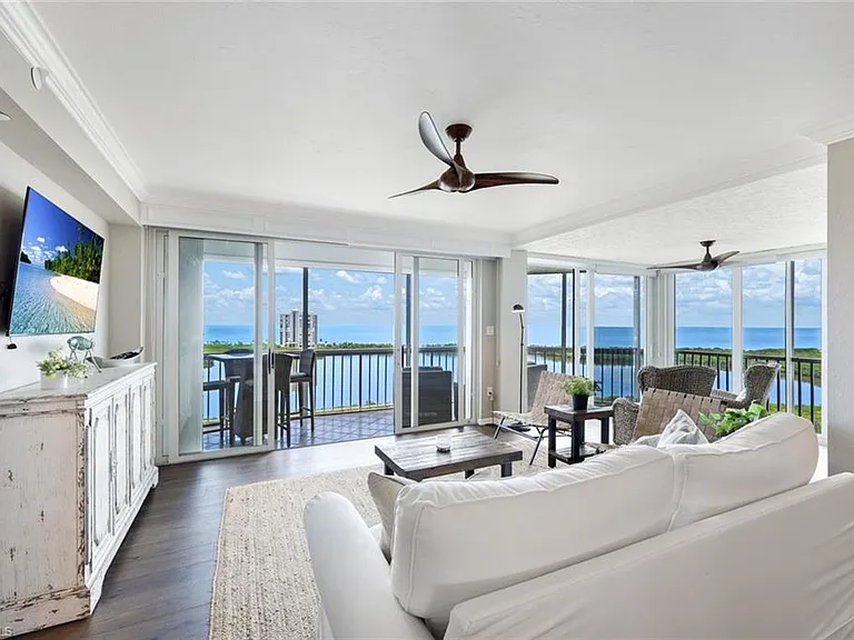 5501 Heron Point Dr #1203 — Photo 1