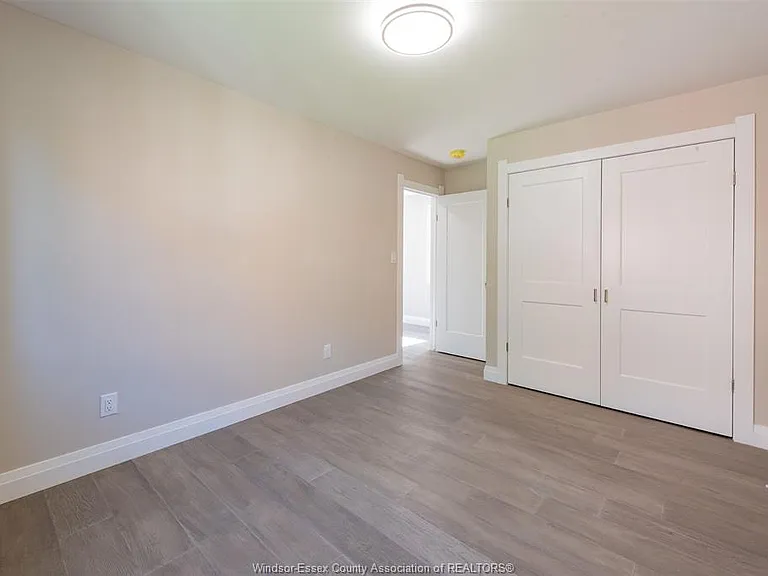 912 Hall Ave — Photo 15