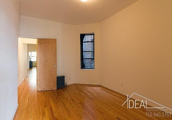 5th image of 633 Grand Ave APT 1R