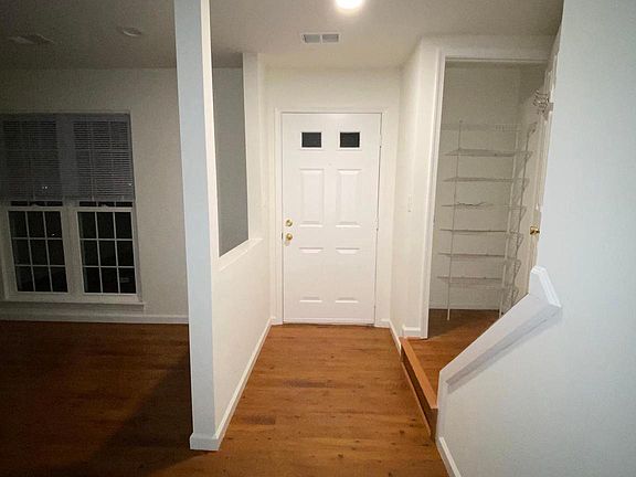 2nd image of 2863 Madeira Ct