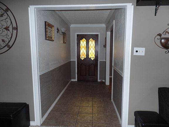 2nd image of 2726 Southwestern Ave