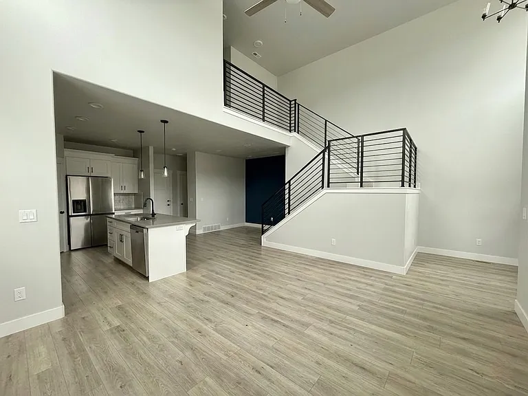 4254 W Hardman Way — Photo 4