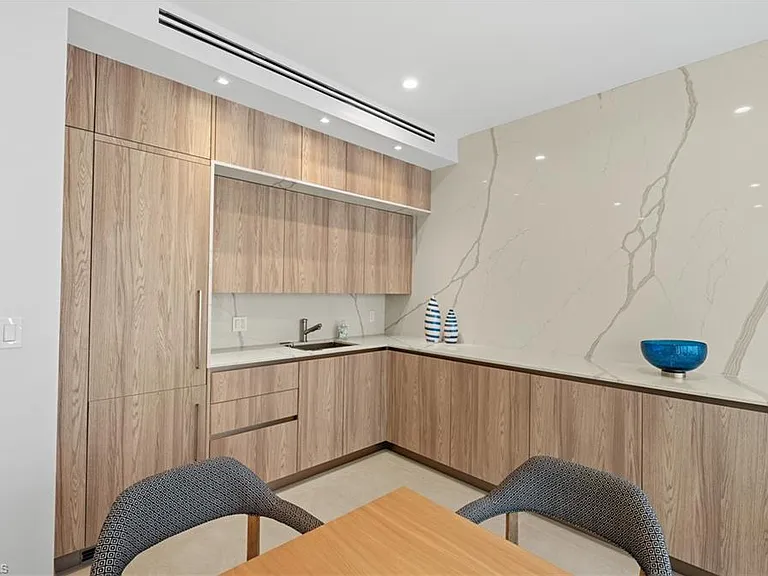 9375 Gulf Shore Dr #401 — Photo 42