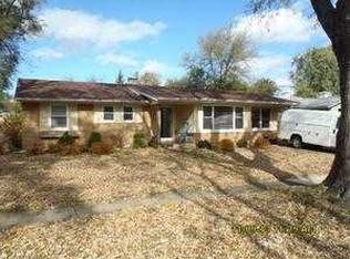 514 Dogwood Trl #1, Elk Grove Village, IL 60007