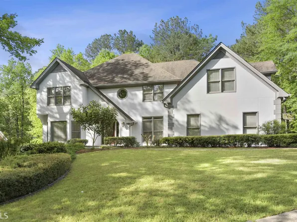 135 Spalding Creek Ct, Sandy Springs, GA 30350