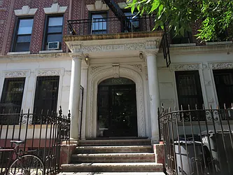 Rented by Rennit Inc.